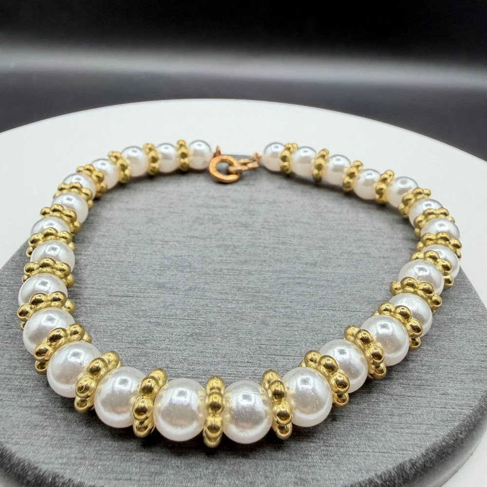 Faux Pearl Bracelet Gold Tone Beaded Floral Spacer Spring Ring Clasp Classic